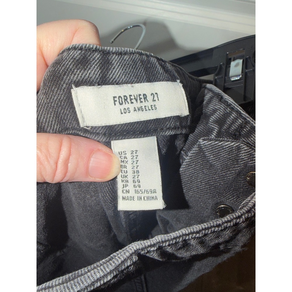 Forever 21 Women High Waisted Button Fly Washed Black Denim Jeans Size 27 - Picture 7 of 7